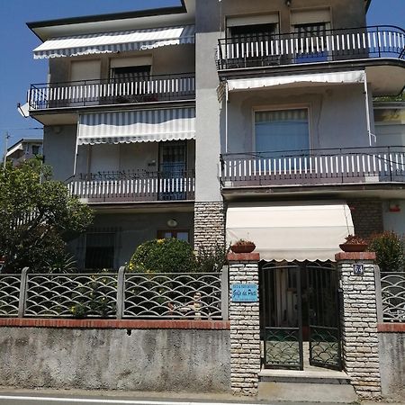 B&B Golfo Dei Poeti Леричи Экстерьер фото